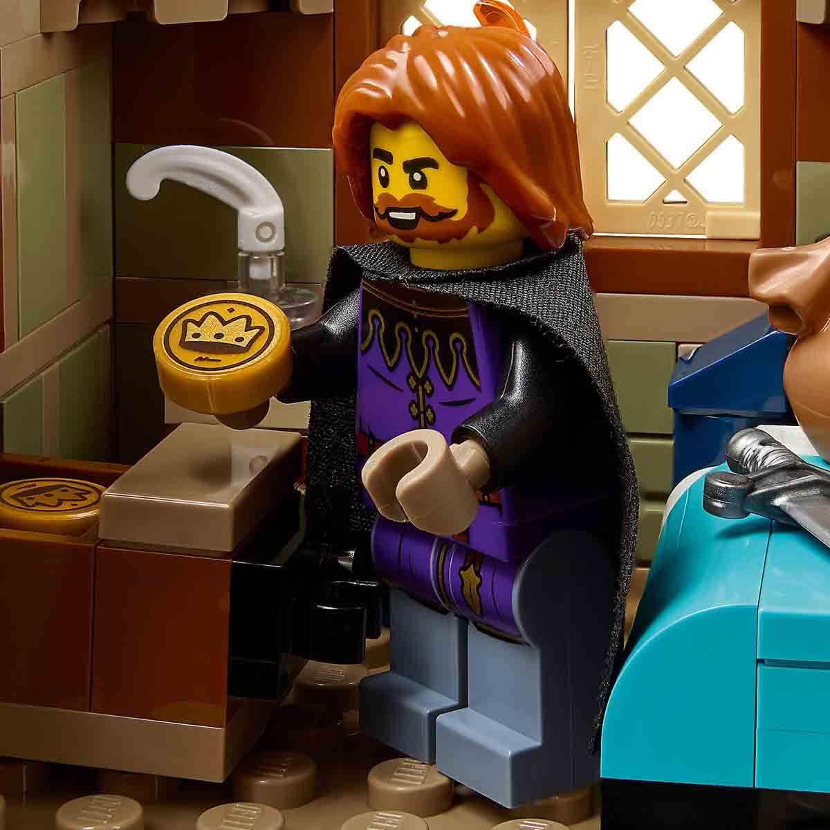 Amazon.com: Lego Icons 10332 - Medieval Town Square : Toys & Games
